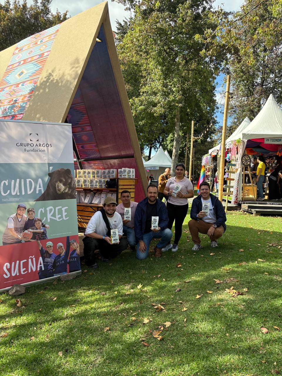 Participantes del proyecto Café Oso Andino, del programa Conservemos la Vida. Foto Cortesía.