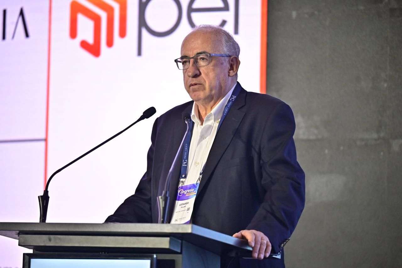 Leonardo Villar, gerente del Banco de la República, durante congreso de Asofondos en Cartagena internaaa 1