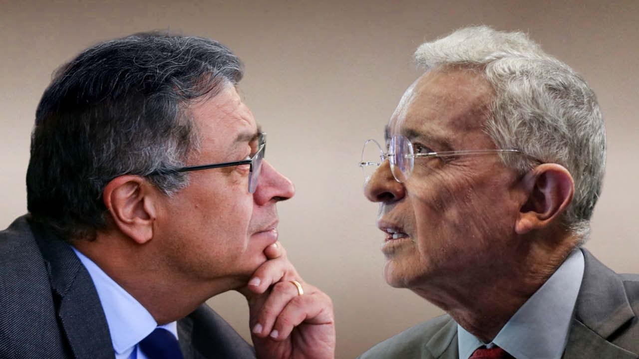 Petro y Uribe