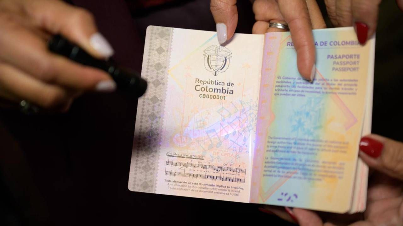 Pasaportes Petro 1010