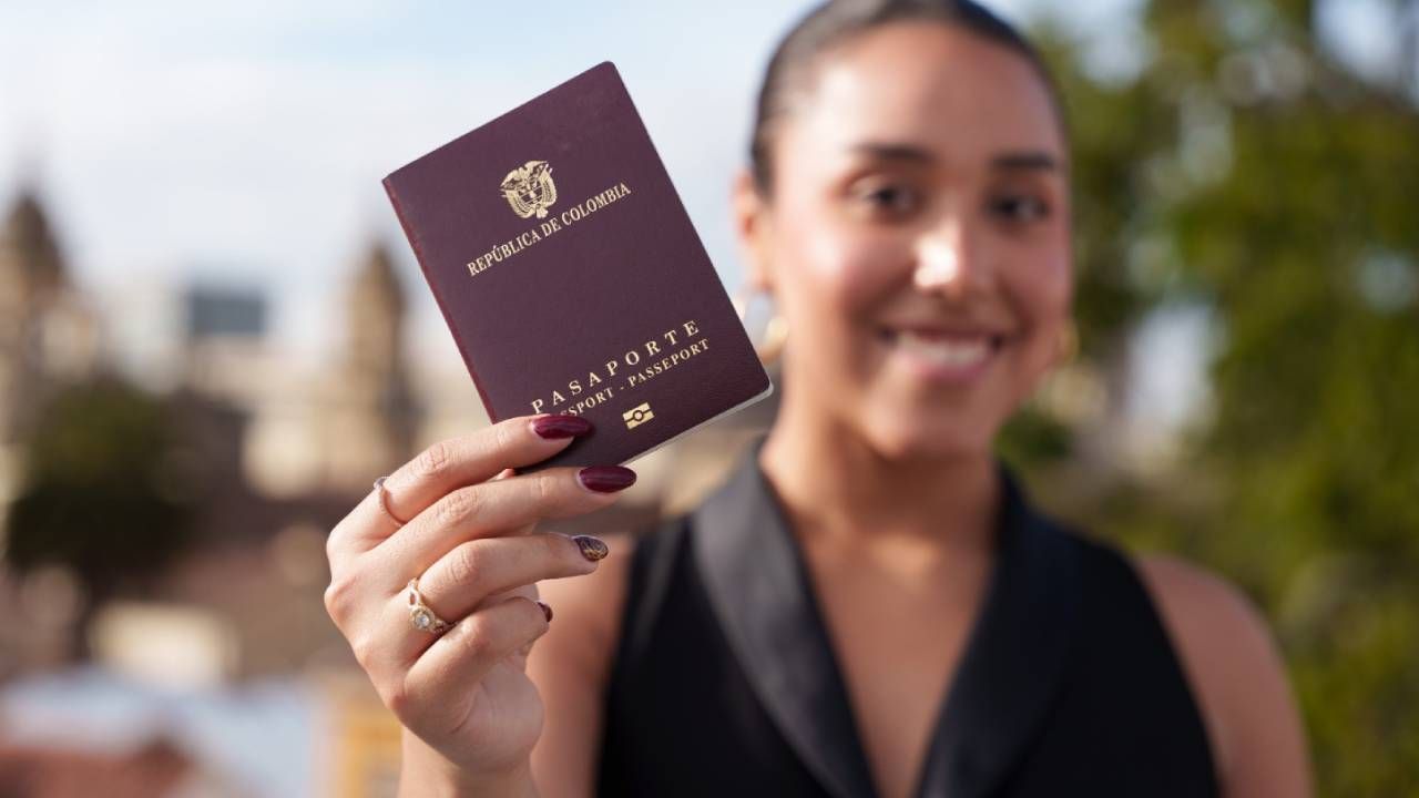 Petro dijo el 23 de febrero que el pasaporte era 