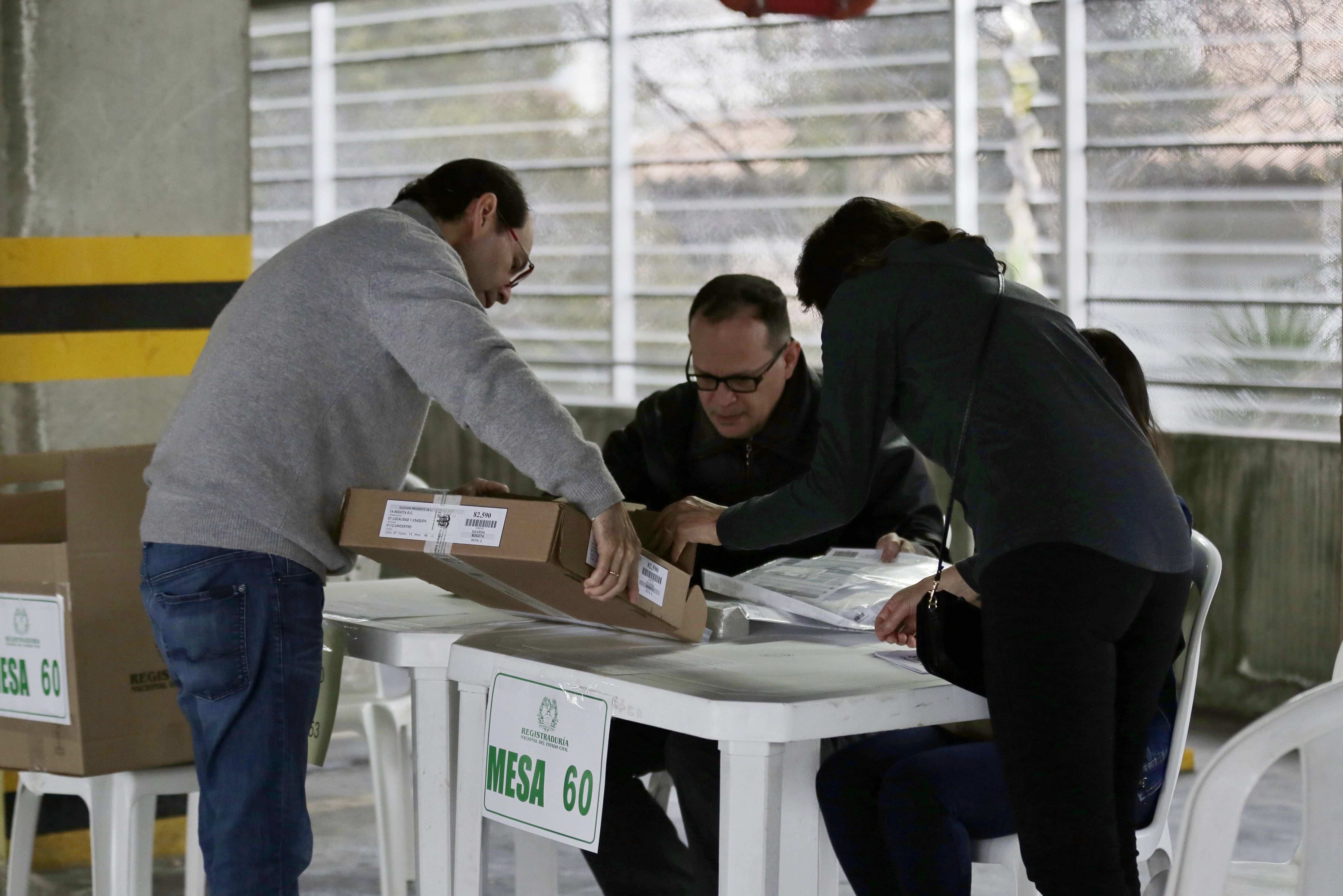 Los jurados de votación deberán asistir a capacitaciones
