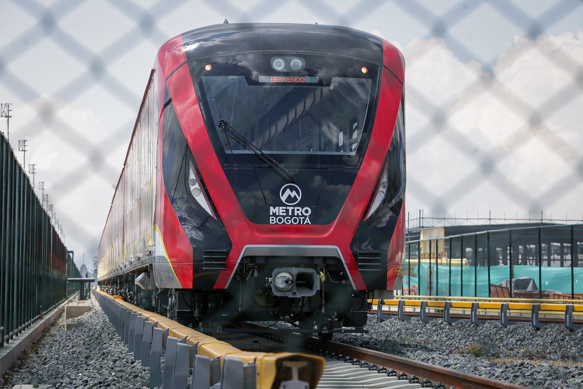 Bogotá busca transformar las zonas del metro con vivienda, servicios y espacio público