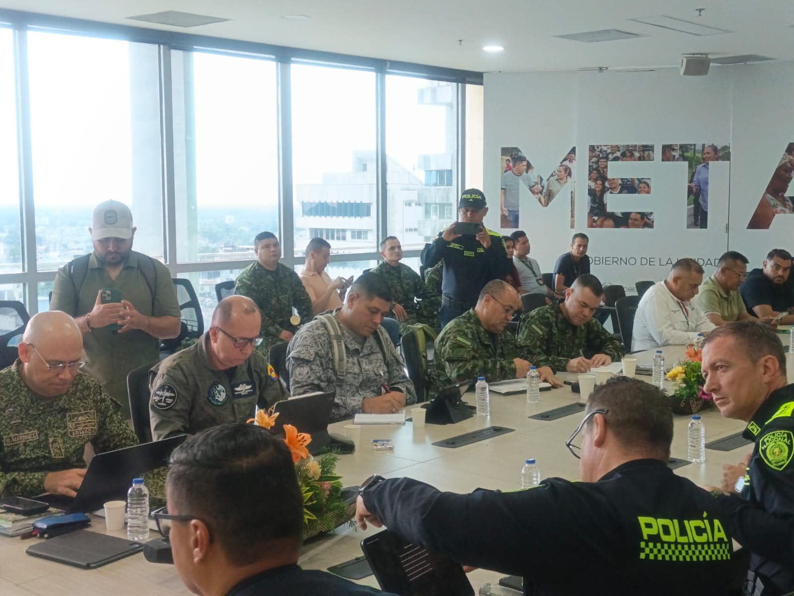 meta ejercito y gobernadora