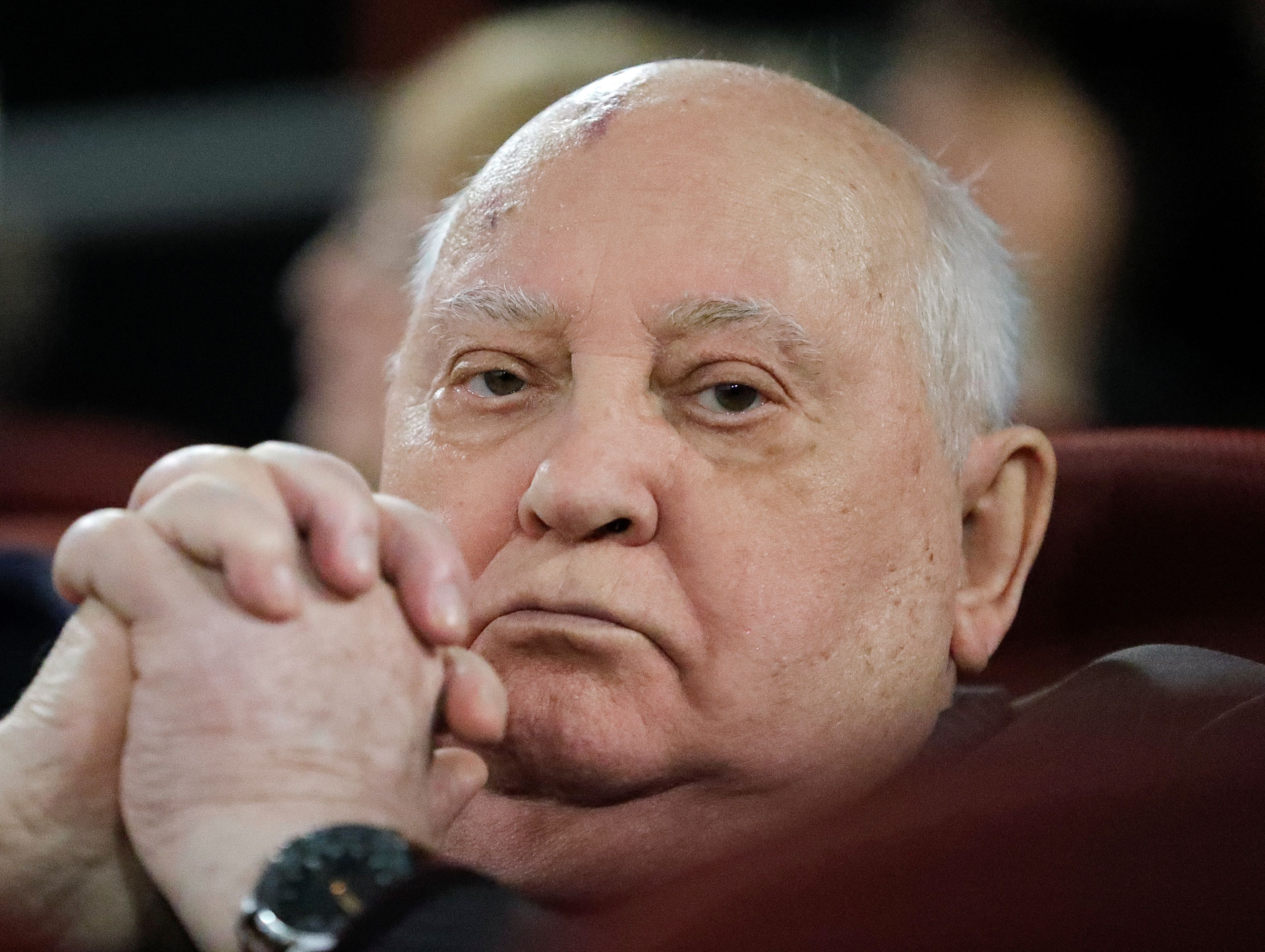 2022-08-30t203601z_1_lynxmpei7t0y9_rtroptp_4_film-gorbachev.jpg