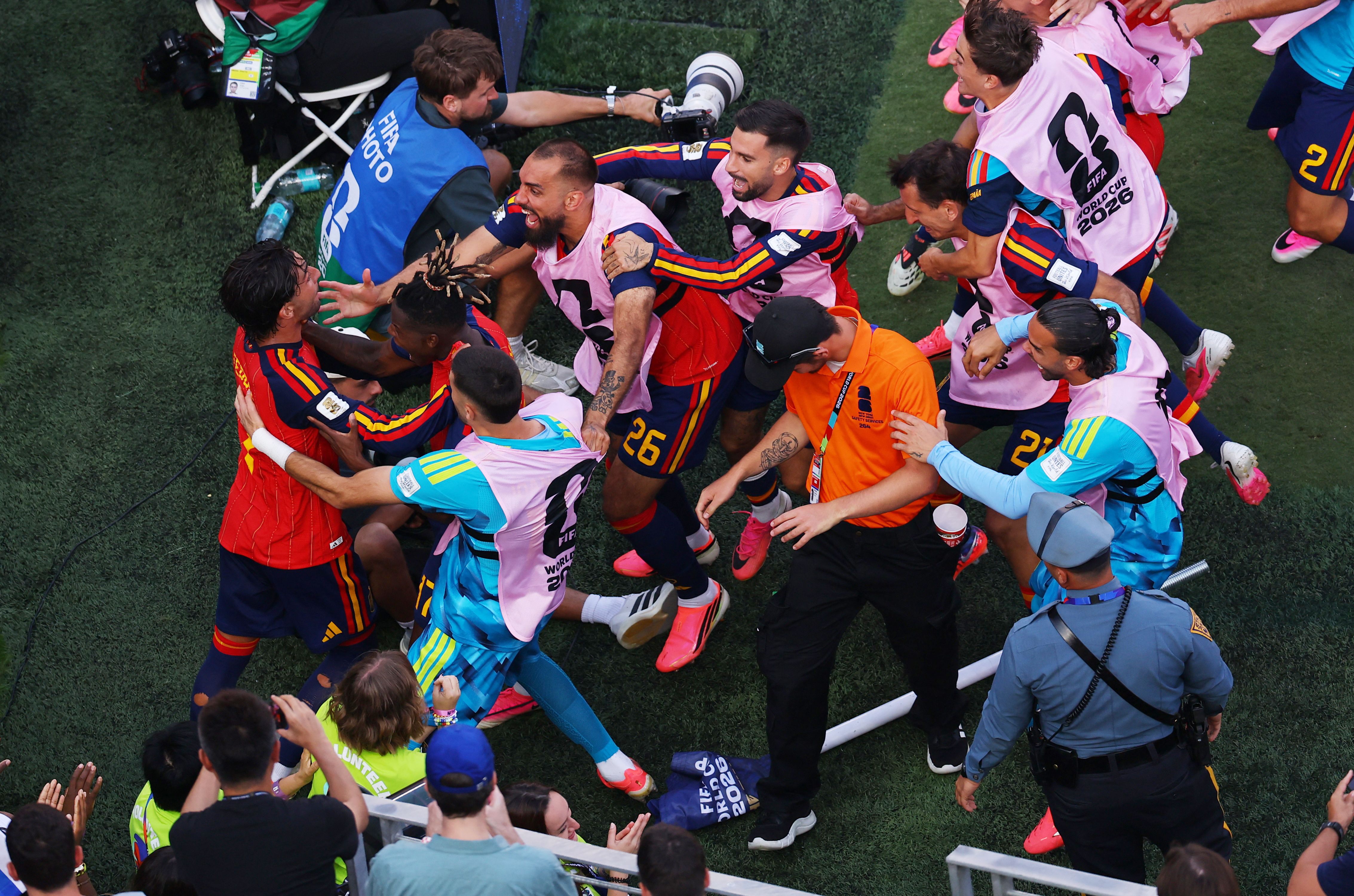 celebración gol españa.JPG