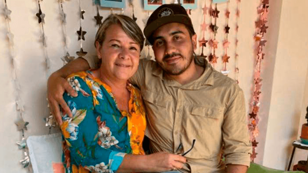 Claudia Yepes y su hijo Andrés Camilo Peláez. Foto: Redes sociales